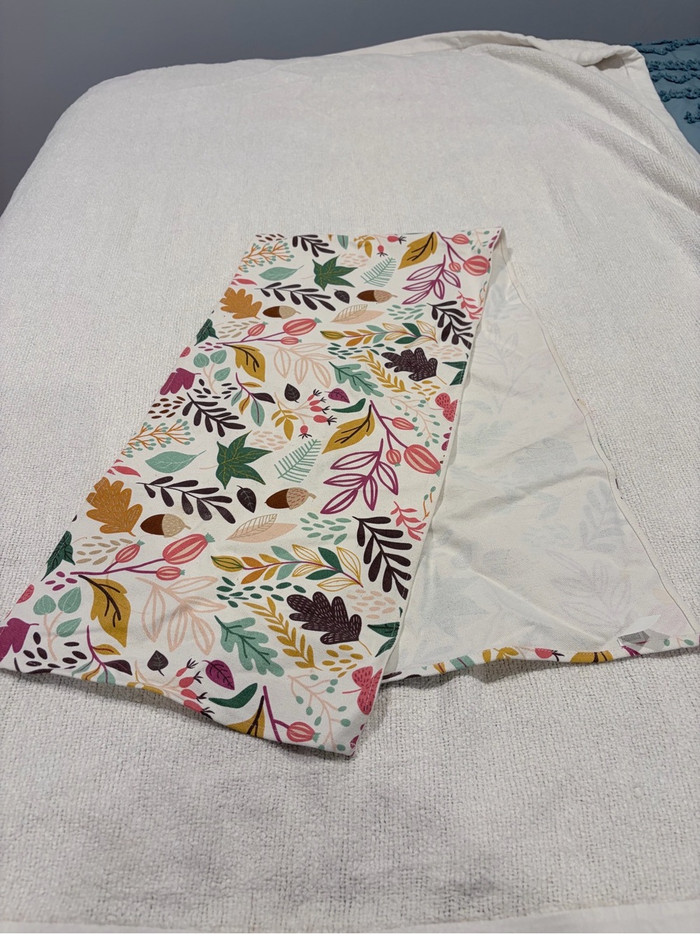 Multicolor Leaf Print Fall Table Runner 50” x 12”